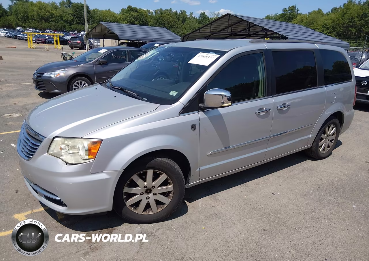 2011 Chrysler Town & Country Touring-L VIN:2A4RR8DG4BR781482 - 2