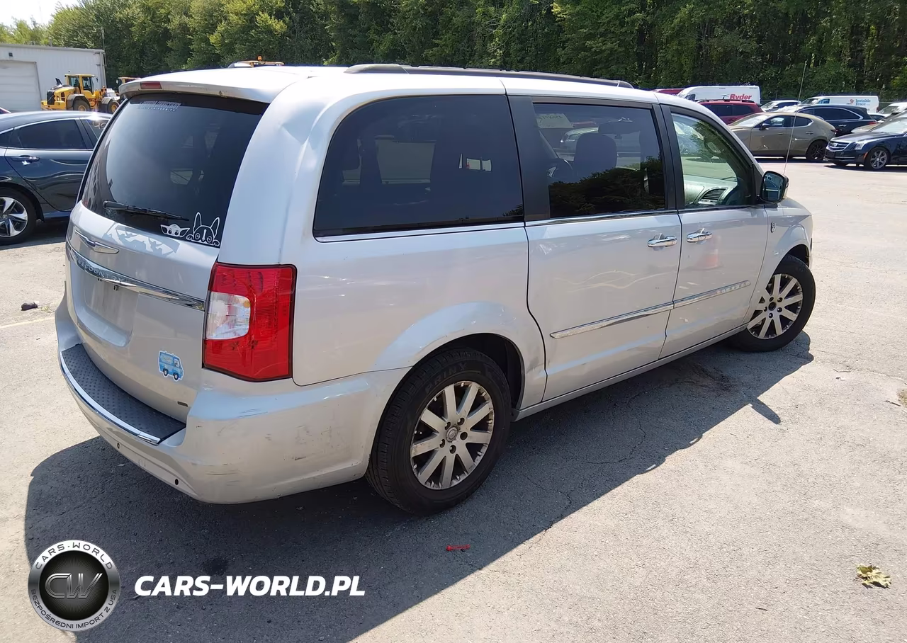 2011 Chrysler Town & Country Touring-L VIN:2A4RR8DG4BR781482 - 4