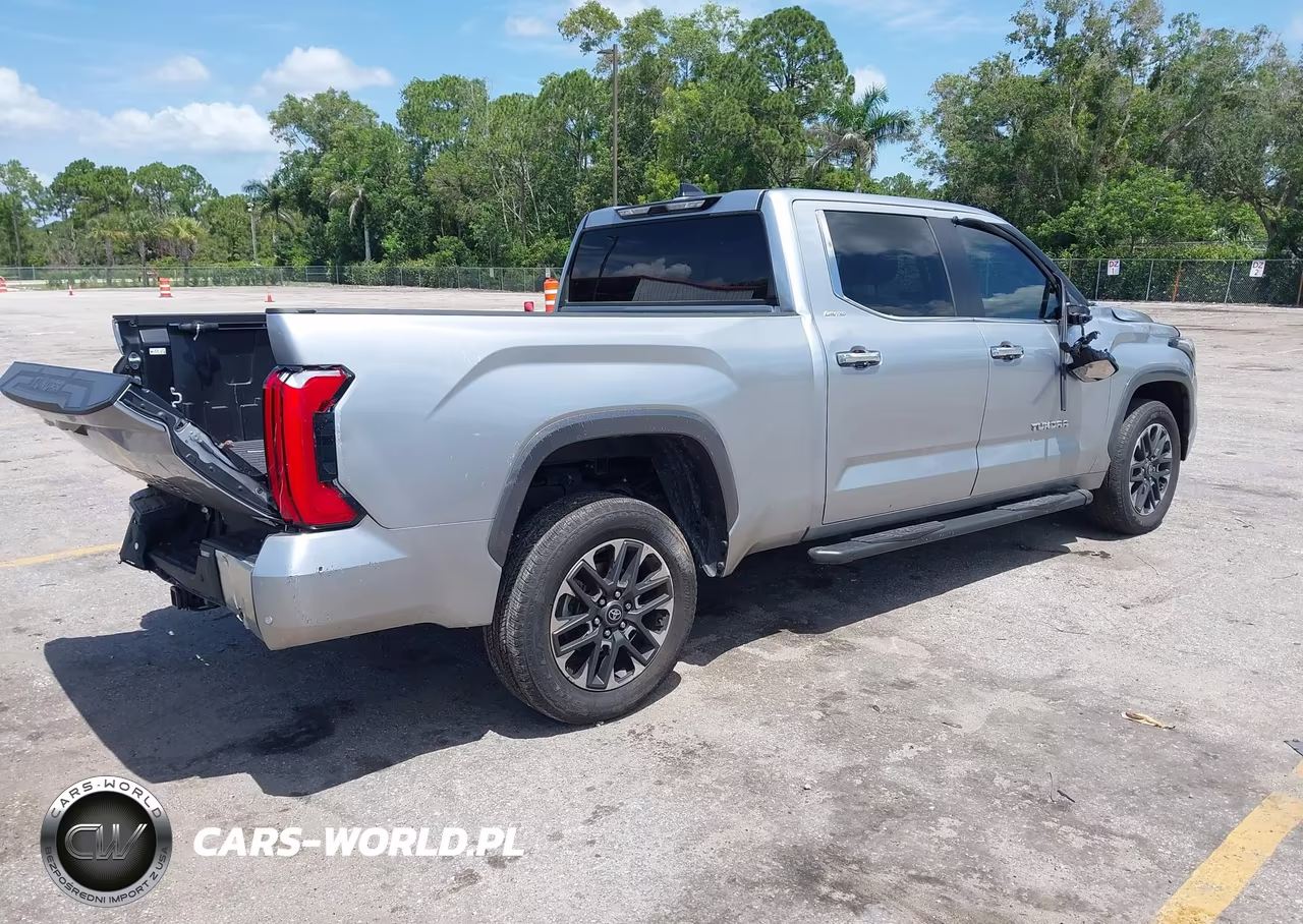 2025 Toyota Tundra Limited VIN:5TFJA5EC8SX039981 - 4