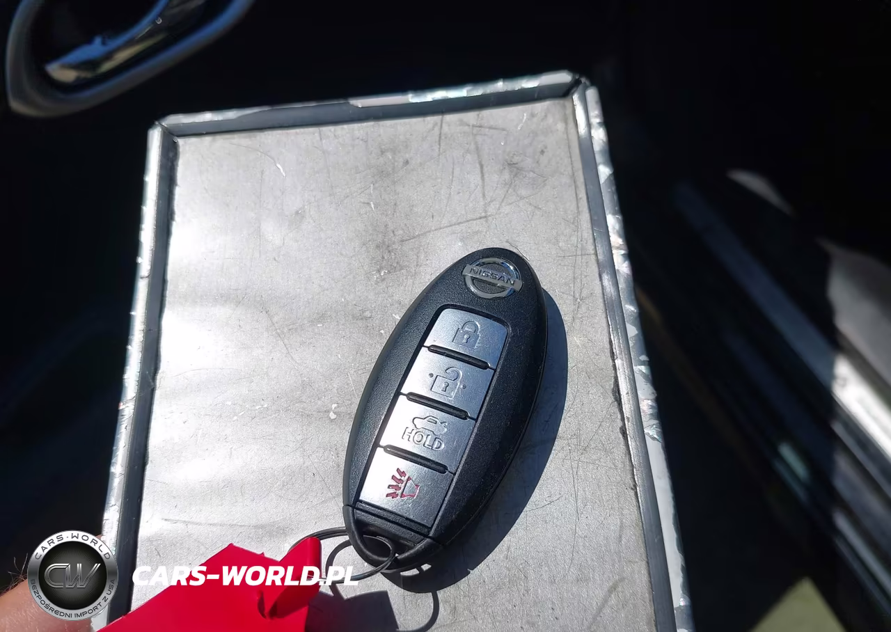 2017 Nissan Sentra Sr VIN:3N1AB7AP0HY313198 - 11