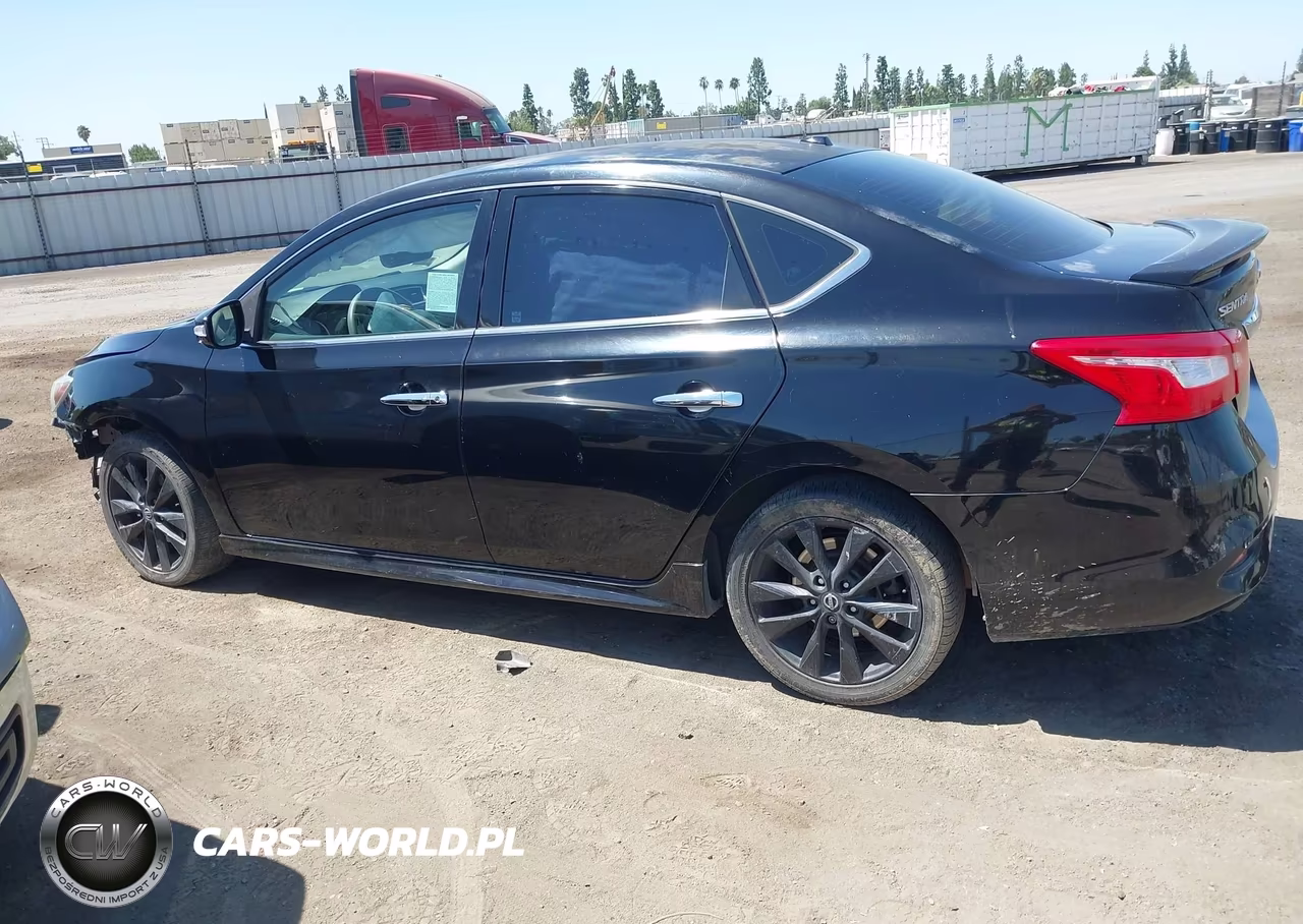 2017 Nissan Sentra Sr VIN:3N1AB7AP0HY313198 - 15