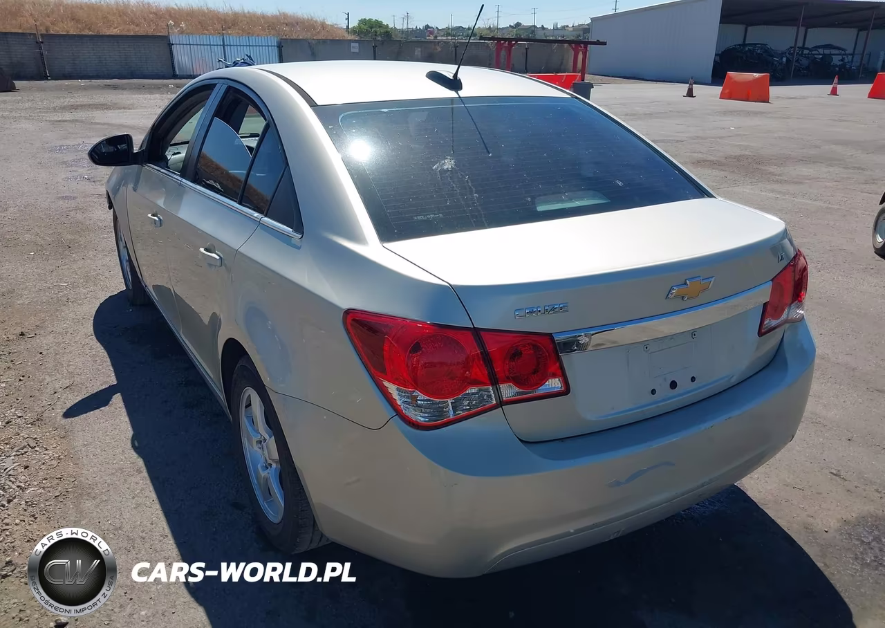 2016 Chevrolet Cruze Limited 1Lt Auto VIN:1G1PE5SB6G7208955 - 3