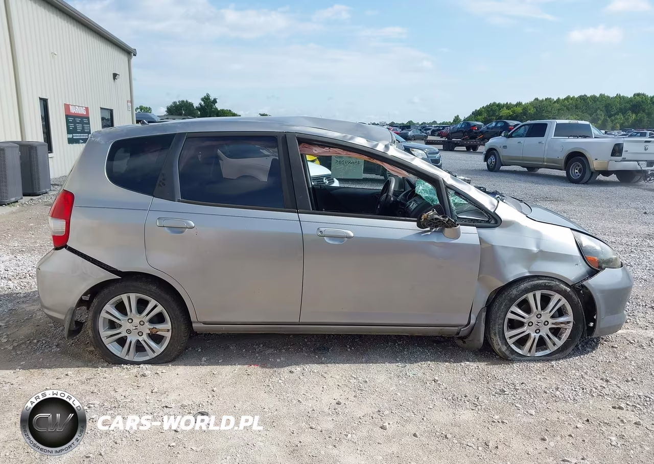 2007 Honda Fit VIN:JHMGD384X7S037159 - 13