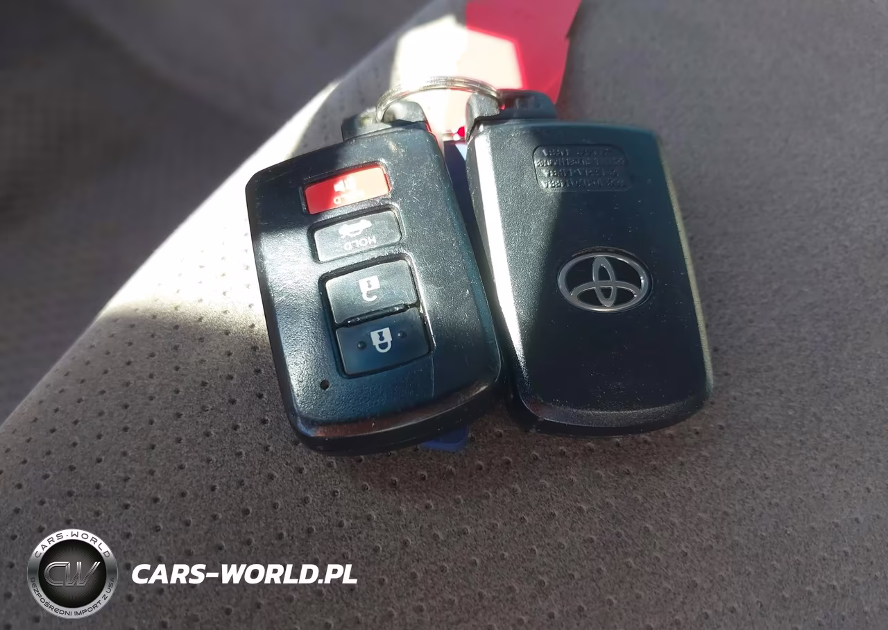 2012 Toyota Camry Hybrid Xle VIN:4T1BD1FK3CU042313 - 11