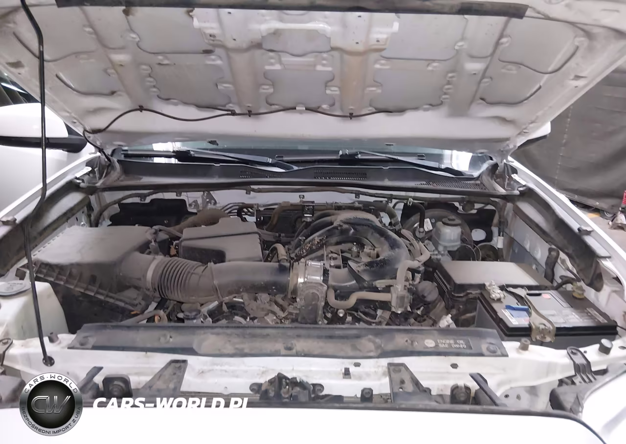 2018 Toyota Tacoma Sr V6 VIN:3TMCZ5AN4JM161802 - 10