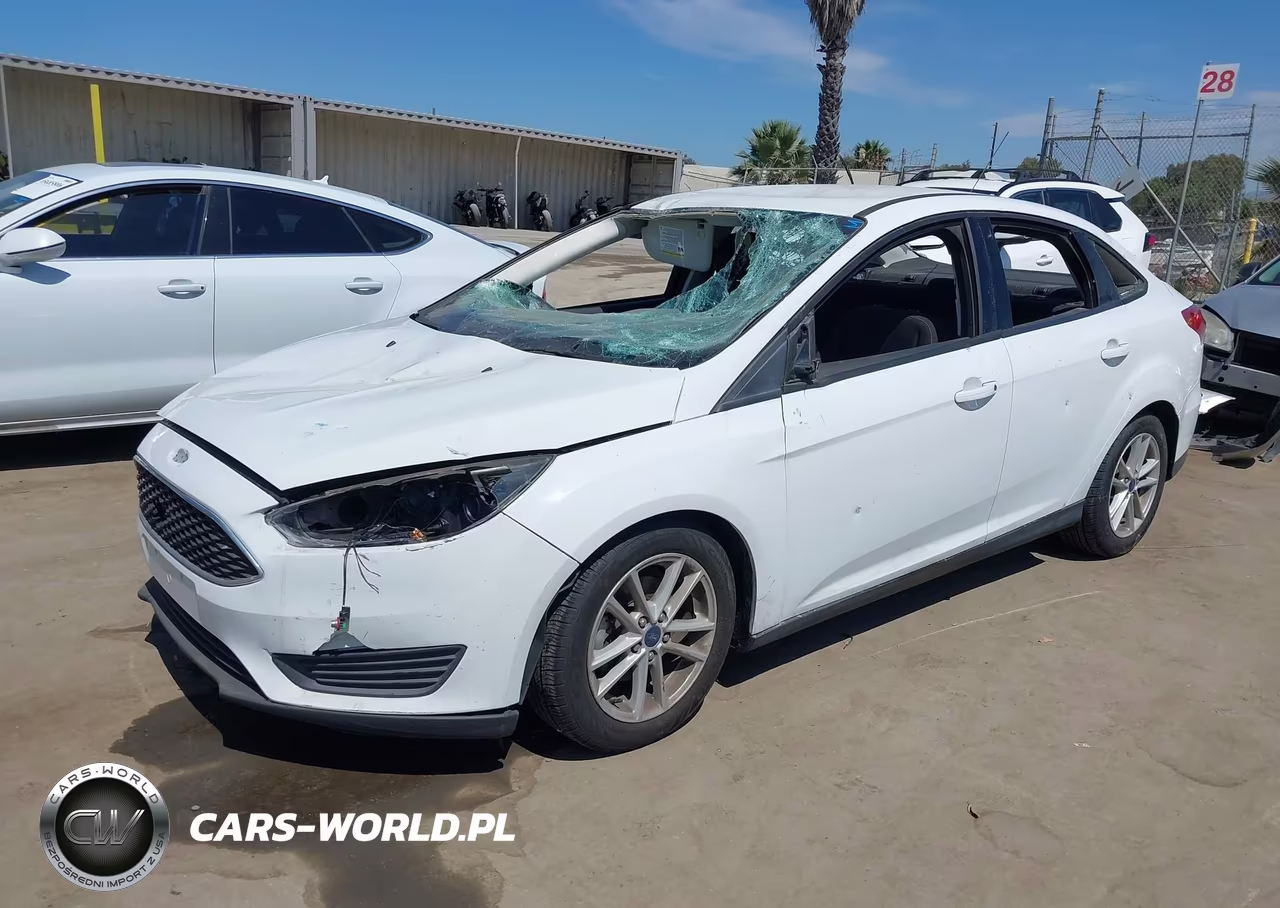 2018 Ford Focus Se VIN:1FADP3FE7JL241626 - 2