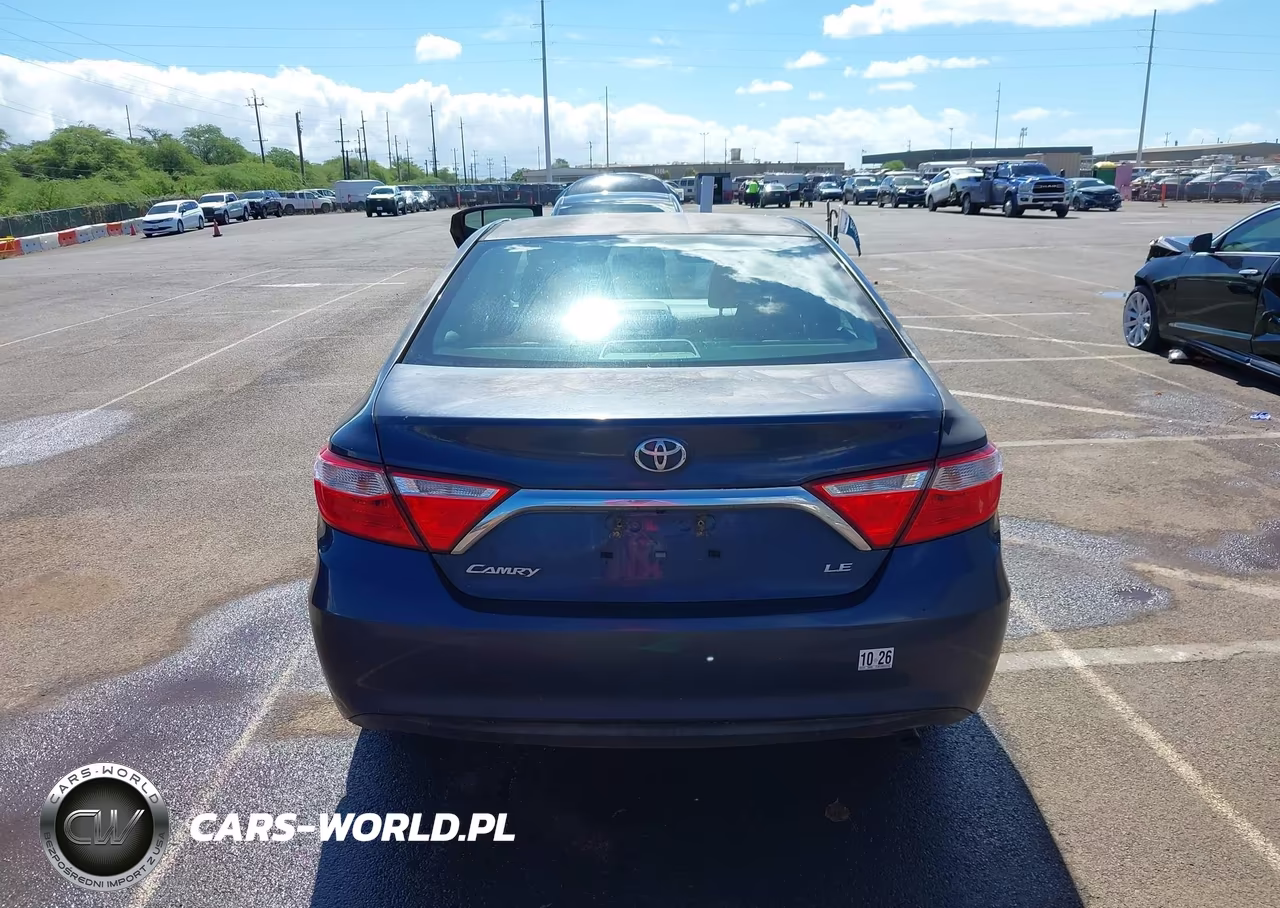 2017 Toyota Camry Le VIN:4T1BF1FK0HU706732 - 17