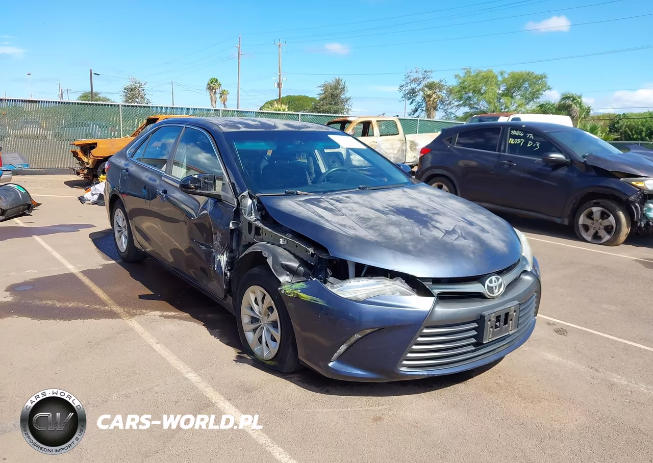 2017 Toyota Camry Le VIN:4T1BF1FK0HU706732 - 6