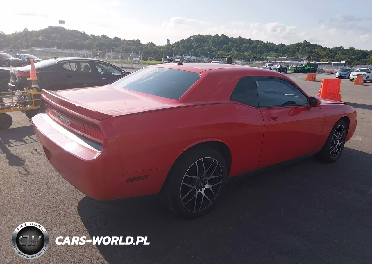 2010 Dodge Challenger Se VIN:2B3CJ4DV1AH321079 - 4