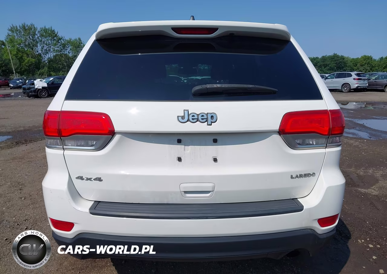 2014 Jeep Grand Cherokee Laredo VIN:1C4RJFAG8EC163892 - 16