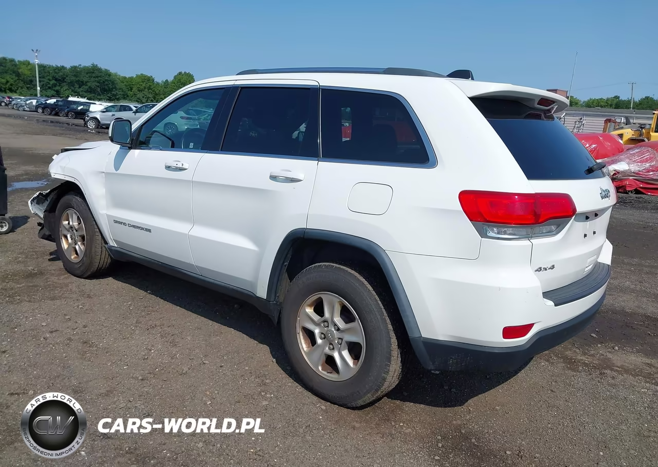2014 Jeep Grand Cherokee Laredo VIN:1C4RJFAG8EC163892 - 3