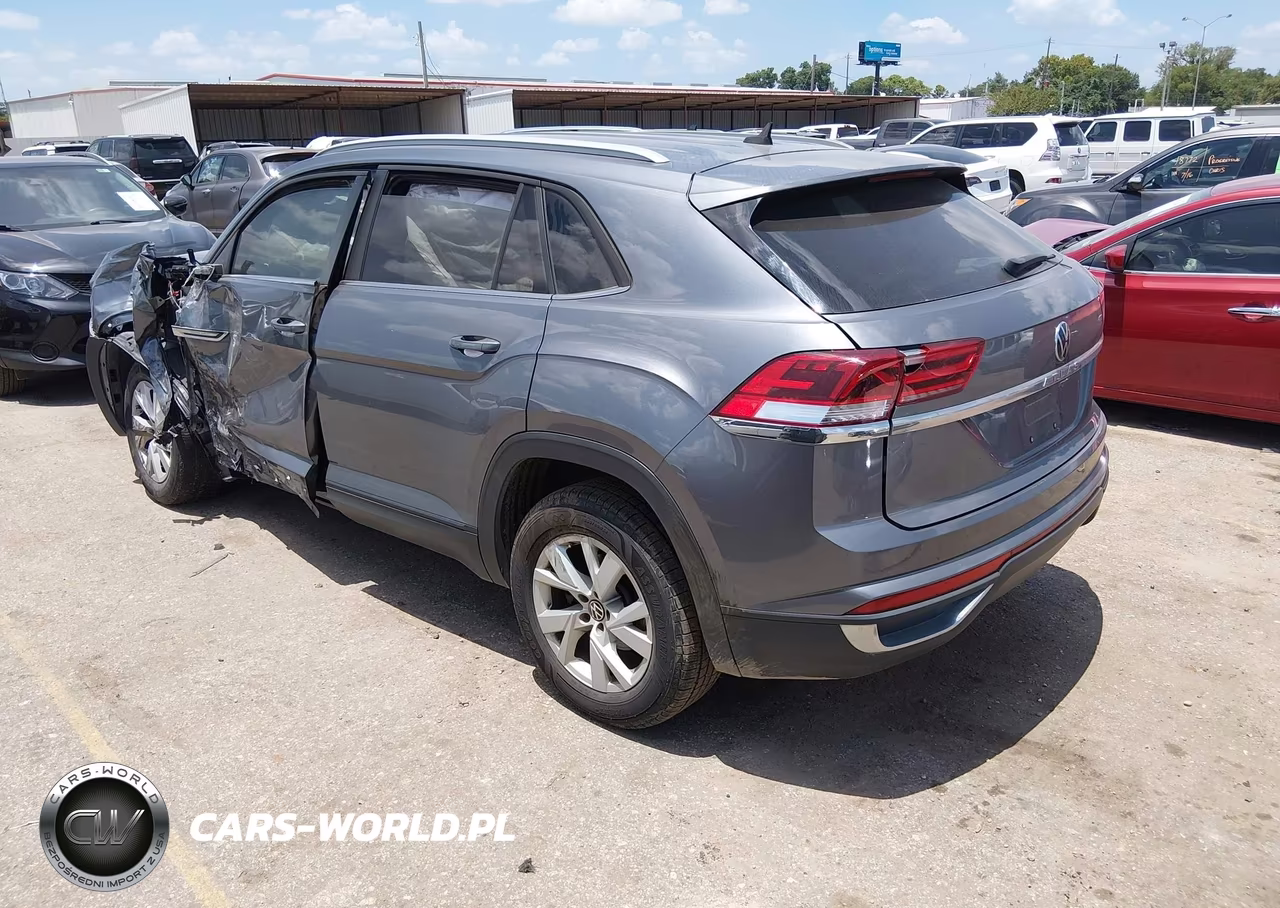 2020 Volkswagen Atlas Cross Sport 2.0T S VIN:1V2AC2CAXLC201322 - 3