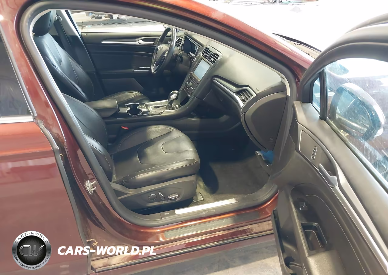 2016 Ford Fusion Titanium VIN:3FA6P0D93GR220537 - 5