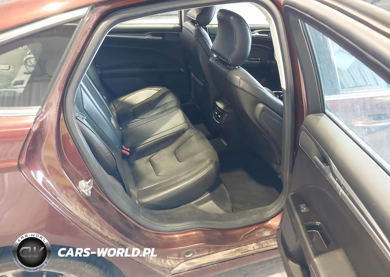 2016 Ford Fusion Titanium VIN:3FA6P0D93GR220537 - 8
