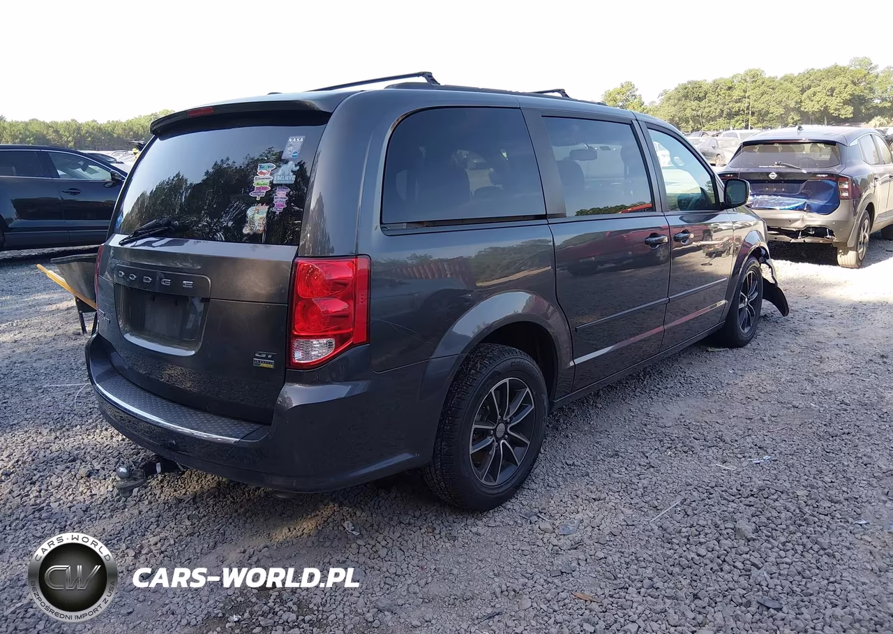 2017 Dodge Grand Caravan Gt VIN:2C4RDGEG8HR790496 - 4