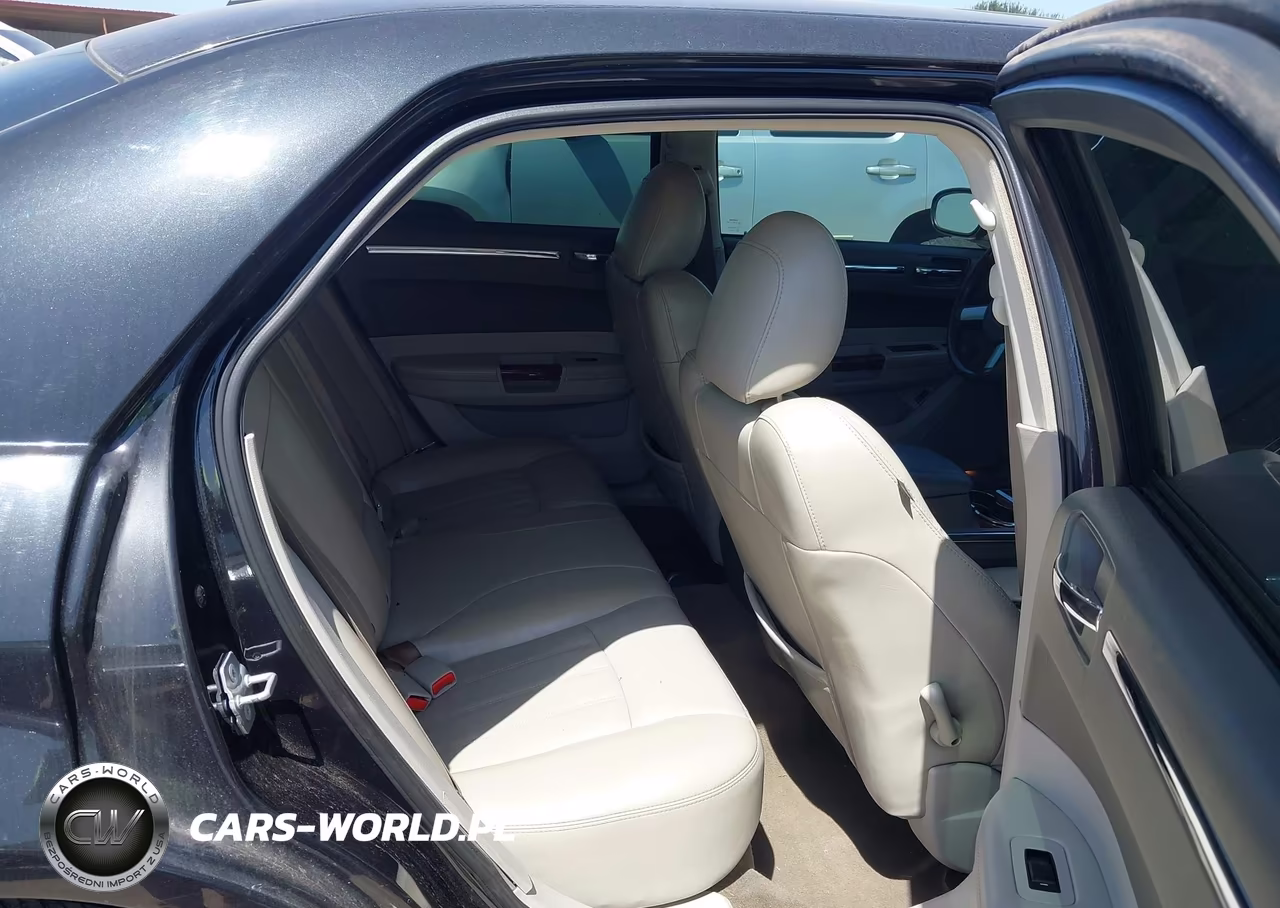 2009 Chrysler 300C Awd VIN:2C3LK63T09H636608 - 8
