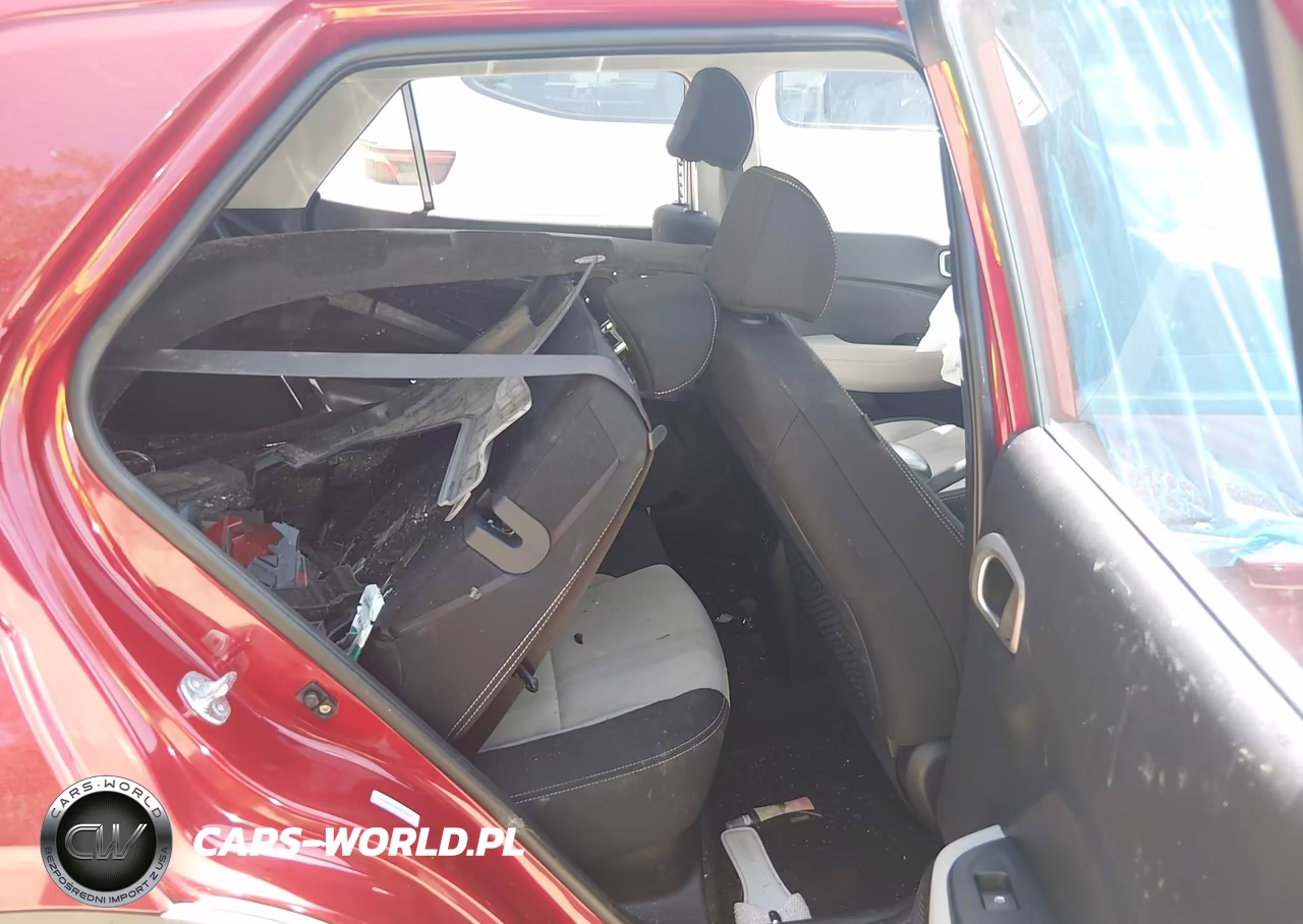 2025 Hyundai Venue Sel VIN:KMHRC8A32SU353949 - 8