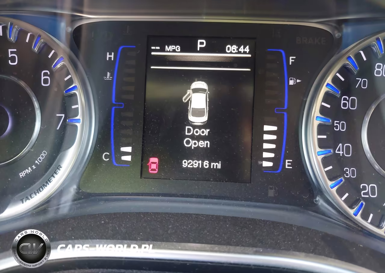 2015 Chrysler 200 Limited VIN:1C3CCCABXFN554409 - 15