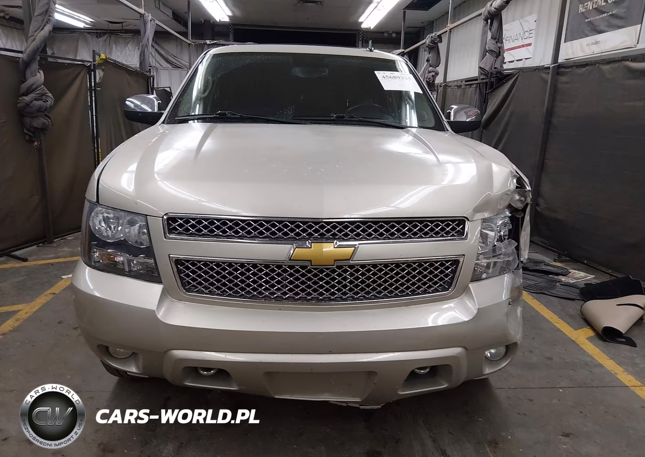 2013 Chevrolet Tahoe Ls VIN:1GNSKAE00DR326424 - 12