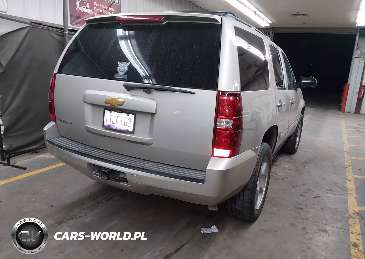 2013 Chevrolet Tahoe Ls VIN:1GNSKAE00DR326424 - 4