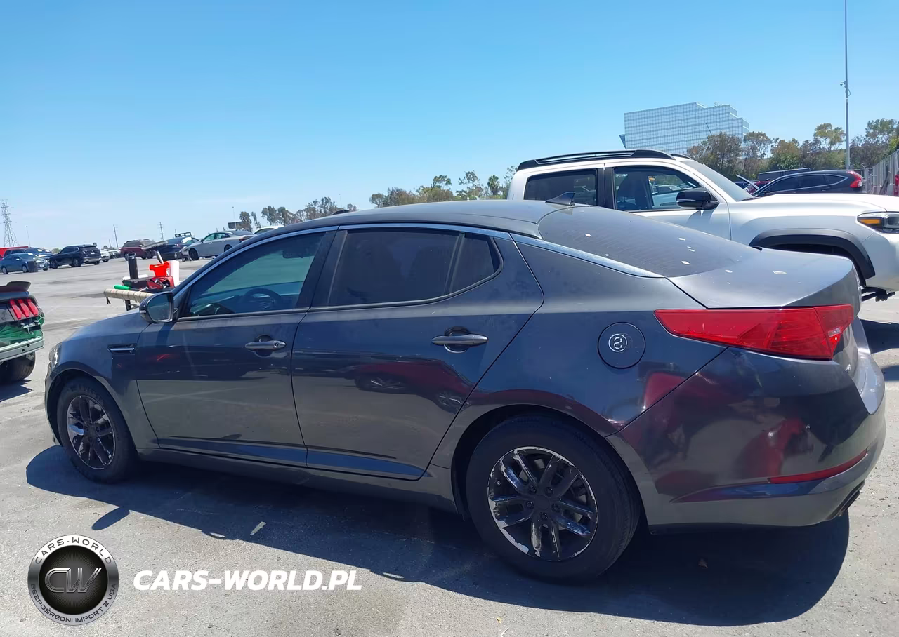 2011 Kia Optima Lx VIN:KNAGM4A70B5117733 - 14