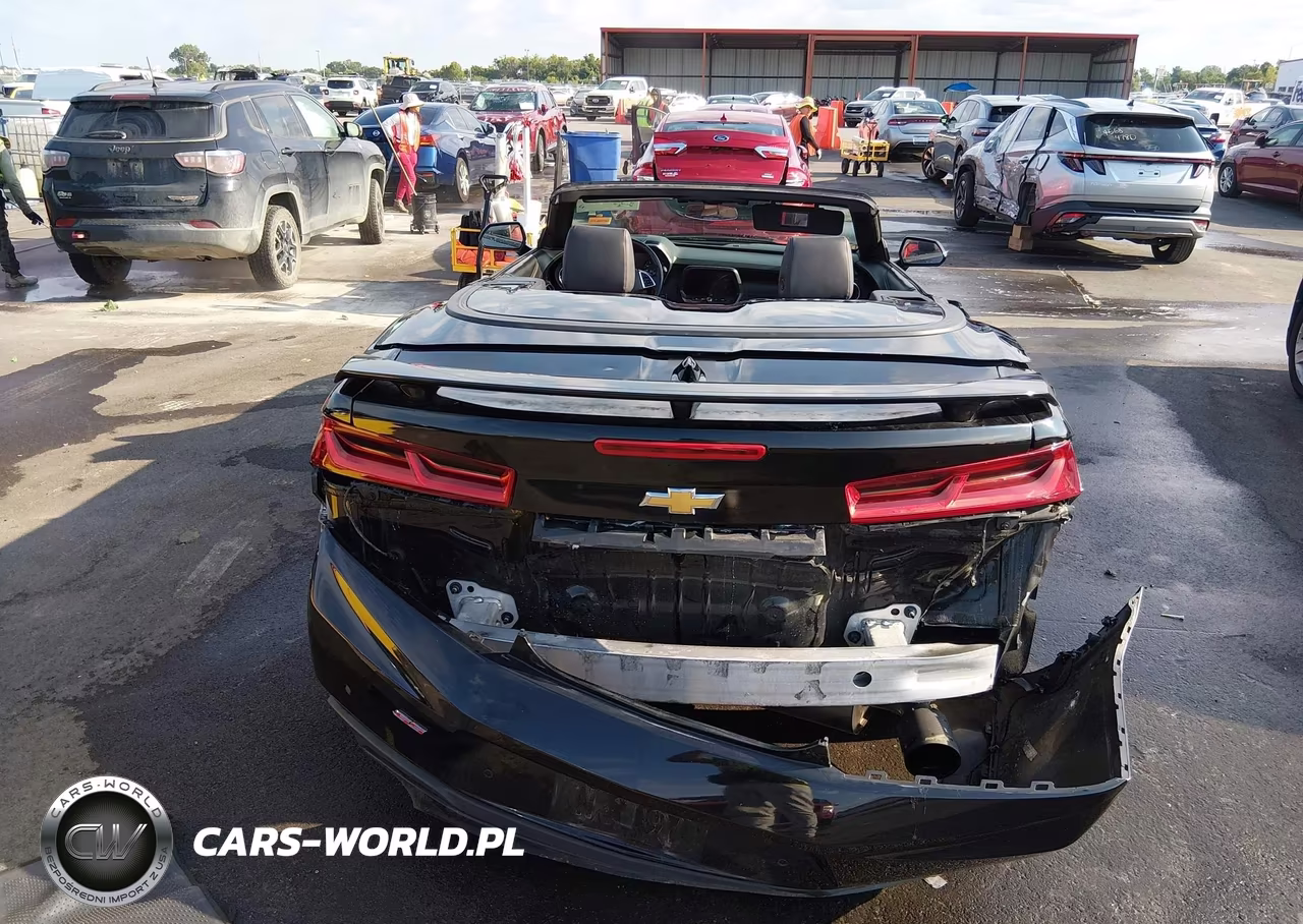 2018 Chevrolet Camaro 2Ss VIN:1G1FG3D75J0158746 - 16