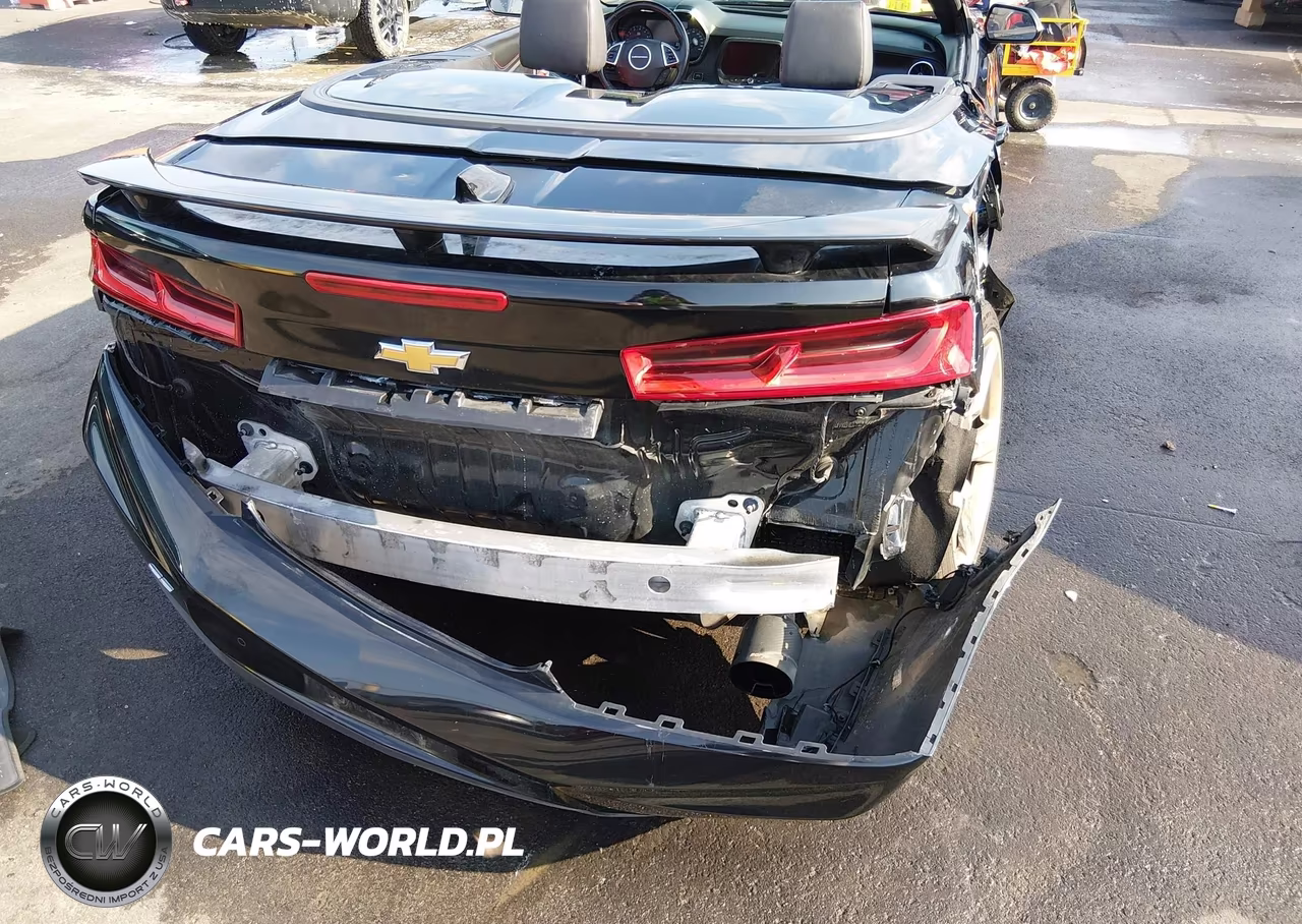 2018 Chevrolet Camaro 2Ss VIN:1G1FG3D75J0158746 - 17