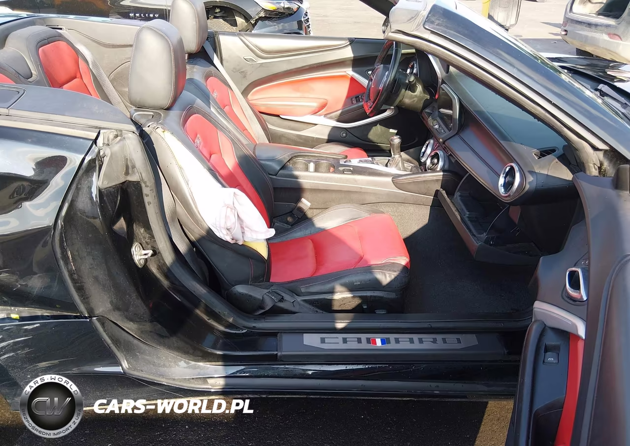 2018 Chevrolet Camaro 2Ss VIN:1G1FG3D75J0158746 - 5