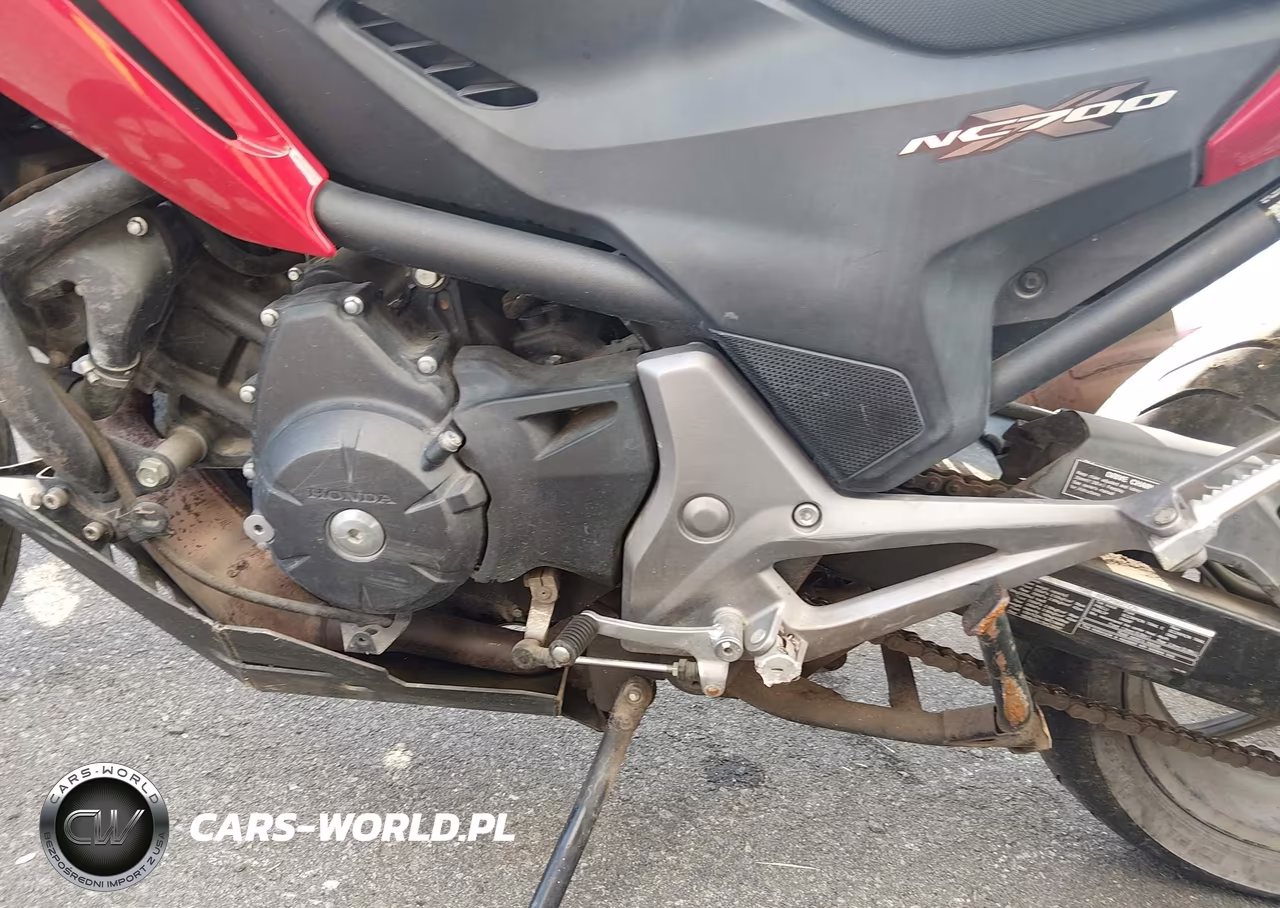 2015 Honda Nc700X VIN:JH2RC6301FK100285 - 9