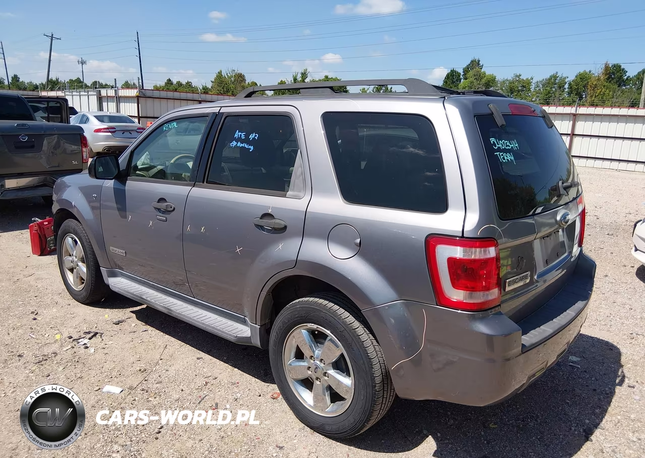 2008 Ford Escape Xlt VIN:1FMCU03198KC32713 - 3
