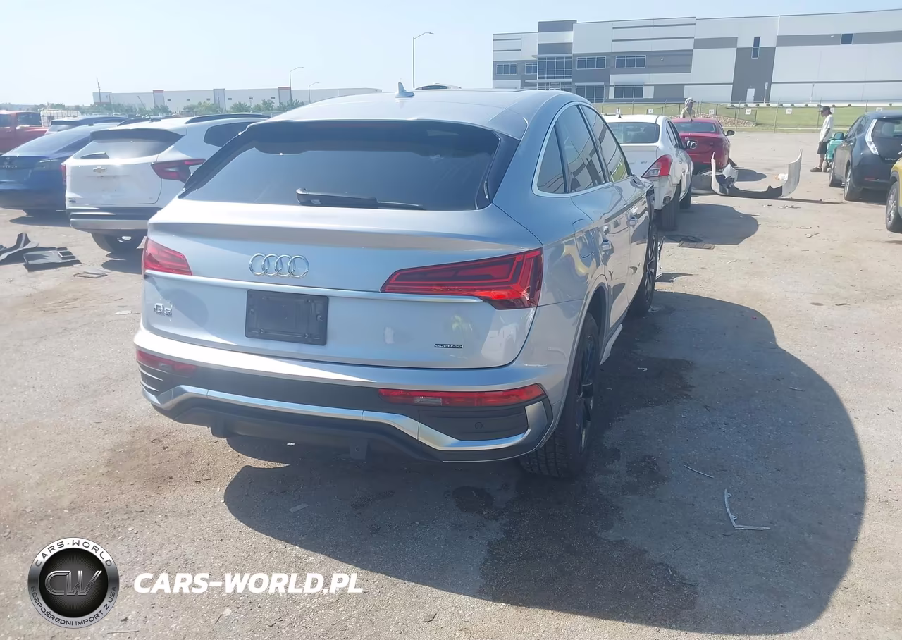 2022 Audi Q5 Sportback Premium 45 Tfsi S Line Quattro S Tronic VIN:WA14AAFY3N2118633 - 4