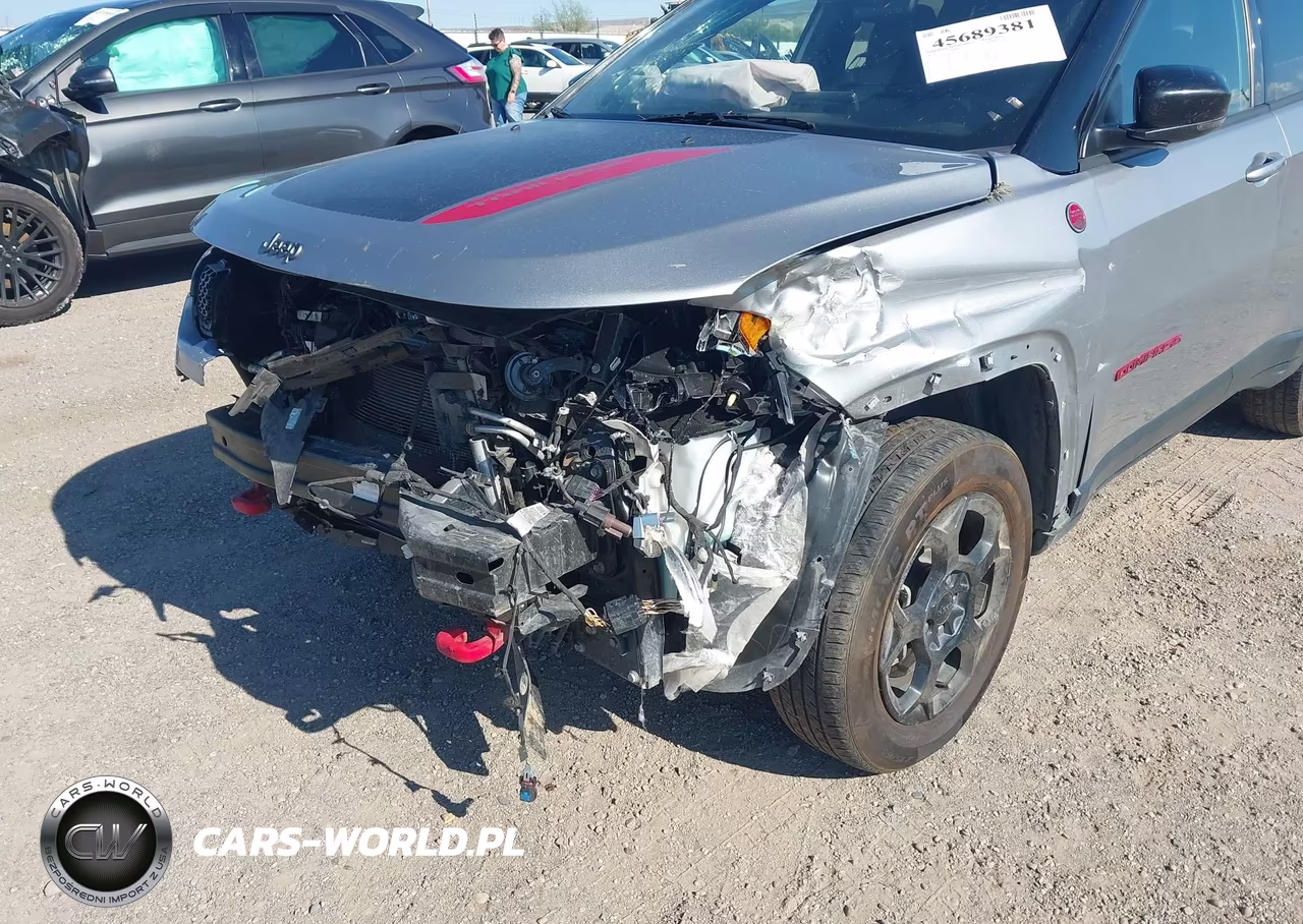 2024 Jeep Compass Trailhawk 4X4 VIN:3C4NJDDN7RT596529 - 17