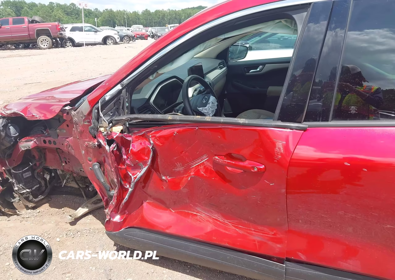2020 Ford Escape Se VIN:1FMCU0G6XLUA22222 - 6
