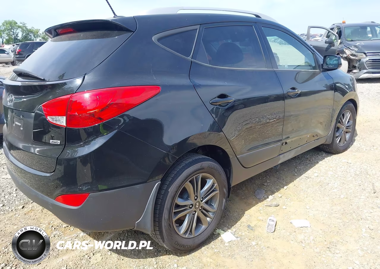 2014 Hyundai Tucson Se VIN:KM8JUCAG5EU853561 - 4