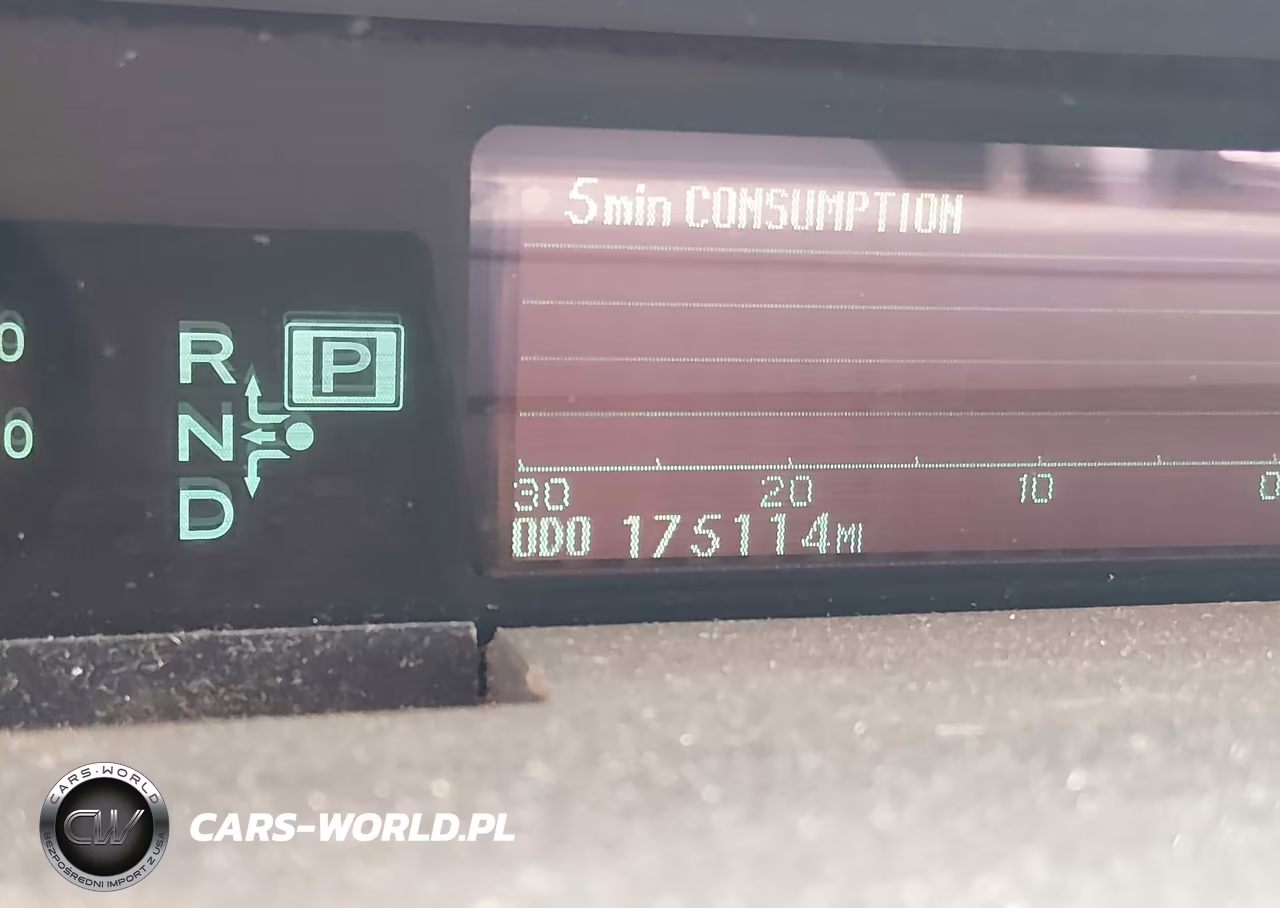 2015 Toyota Prius Two VIN:JTDKN3DU7F1886197 - 15