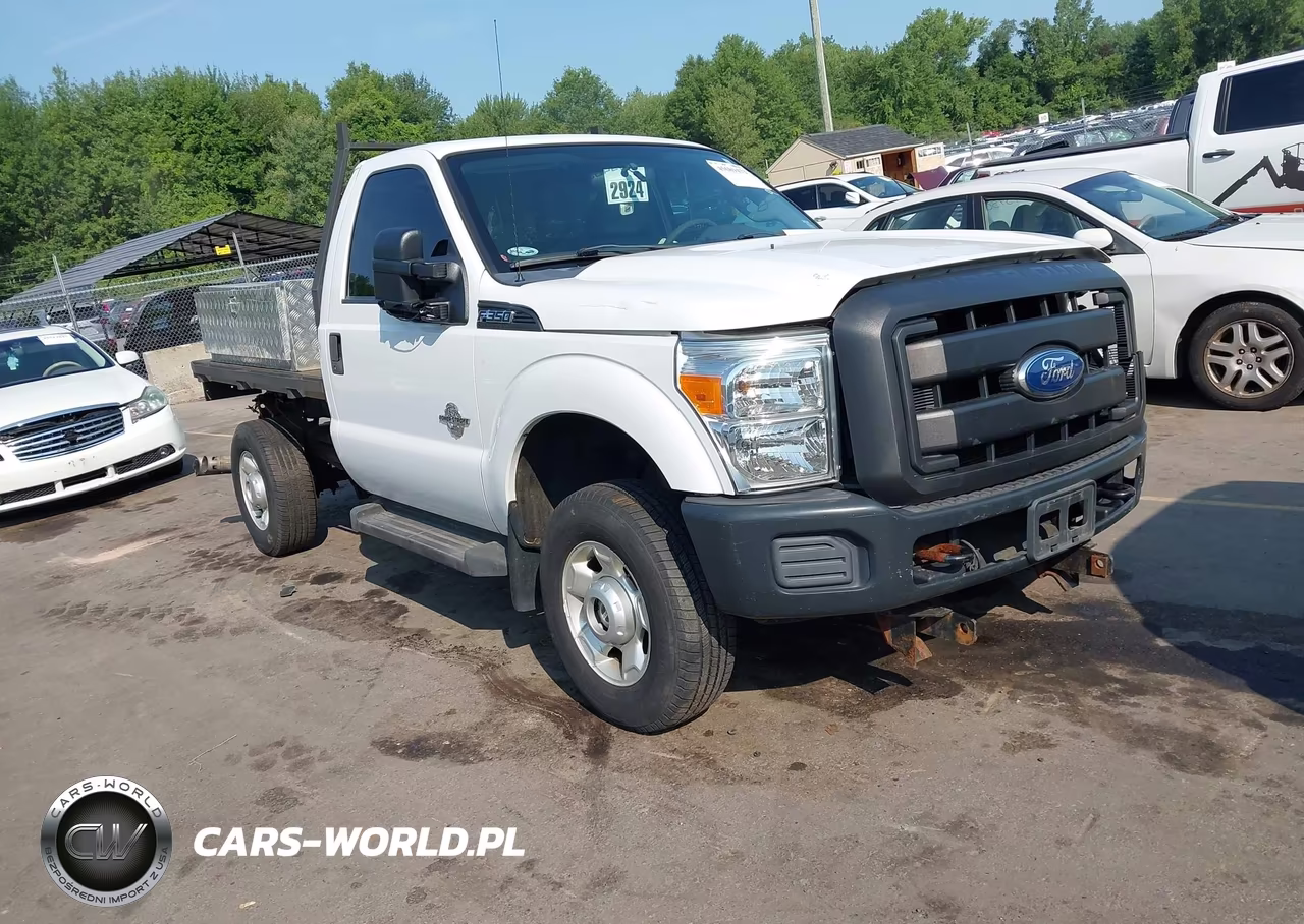 2011 Ford Super Duty F-350 Srw Xl – zdjęcie 1 z 17