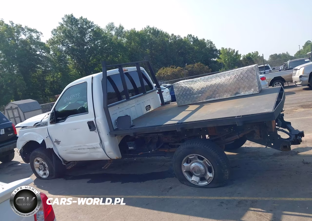 2011 Ford Super Duty F-350 Srw Xl VIN:1FTRF3BT6BEC77448 - 16