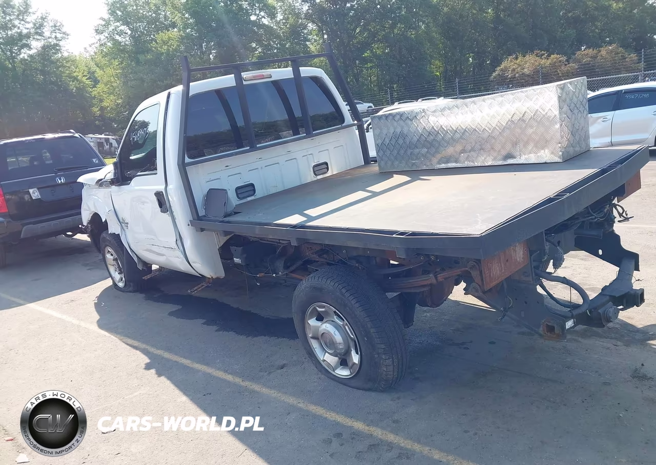 2011 Ford Super Duty F-350 Srw Xl VIN:1FTRF3BT6BEC77448 - 3