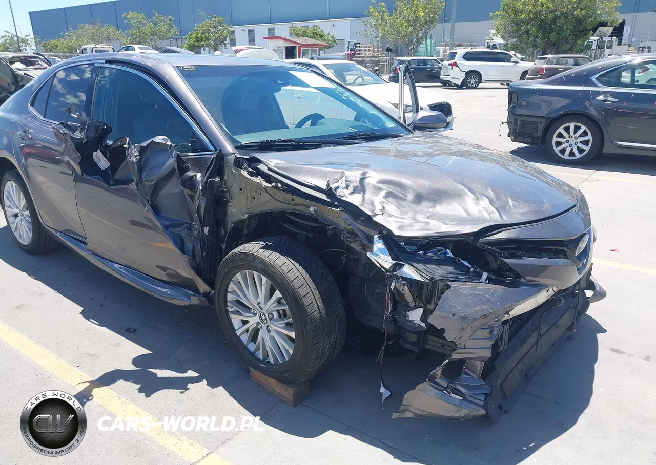 2018 Toyota Camry Hybrid Xle VIN:4T1B21HK9JU003600 - 6
