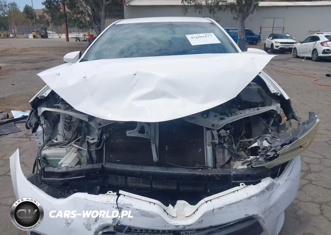 2014 Toyota Corolla Le Plus VIN:5YFBURHE9EP033786 - 12