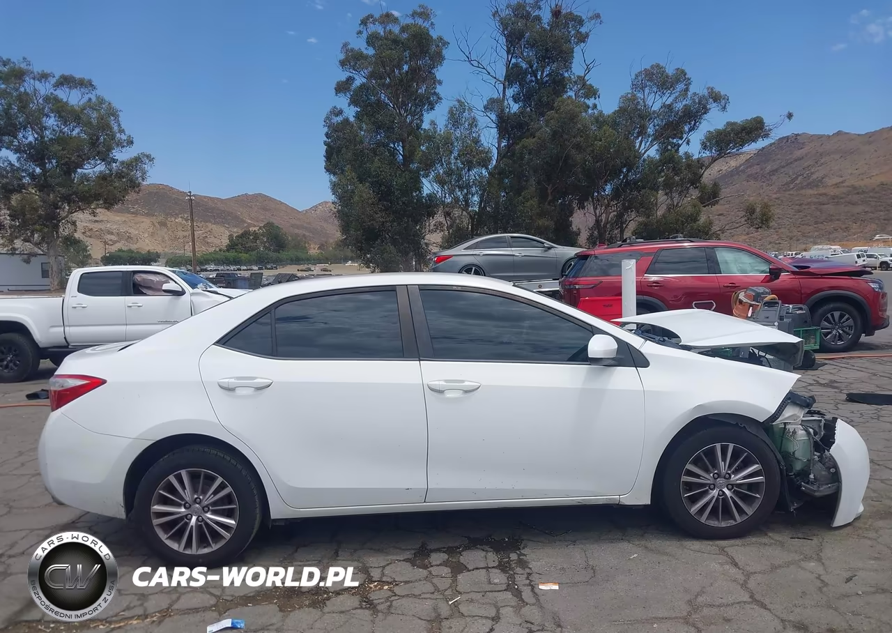 2014 Toyota Corolla Le Plus VIN:5YFBURHE9EP033786 - 13