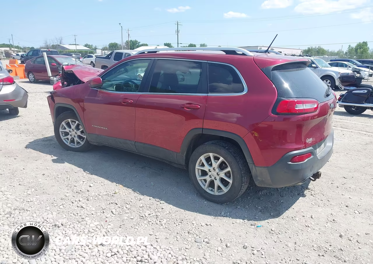 2015 Jeep Cherokee Latitude VIN:1C4PJLCB9FW536882 - 3