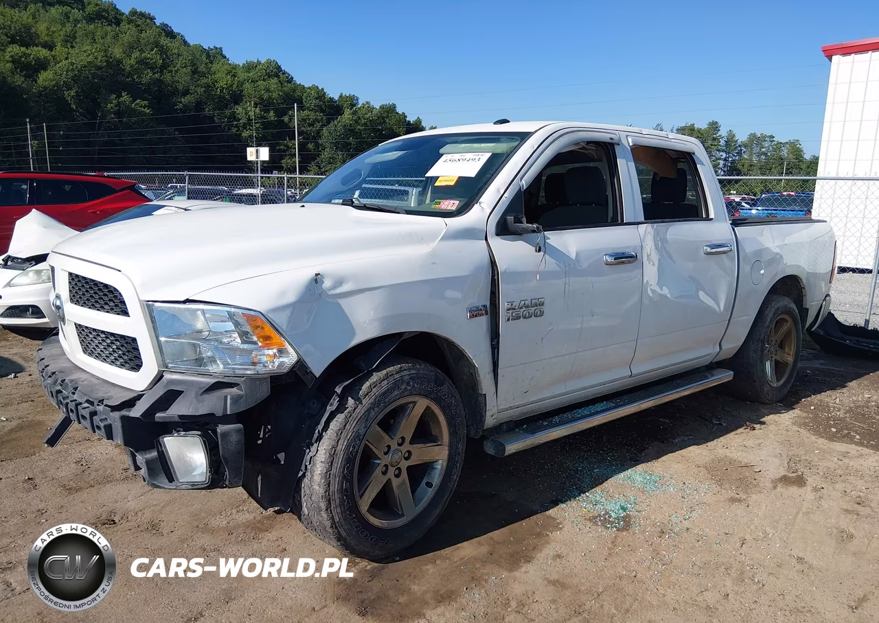 2018 Ram 1500 Express 4X4 5'7 Box VIN:3C6RR7KTXJG198314 - 2
