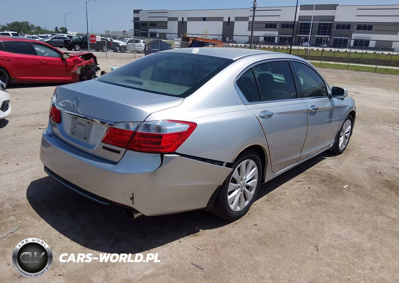 2015 Honda Accord Ex-L VIN:1HGCR2F8XFA174626 - 4
