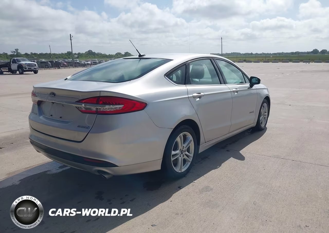 2018 Ford Fusion Hybrid S VIN:3FA6P0UU9JR235720 - 4