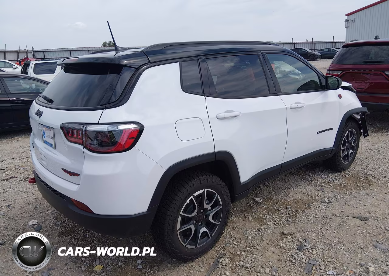2026 Jeep Compass Trailhawk VIN:3C4NJDDN6TT260359 - 4