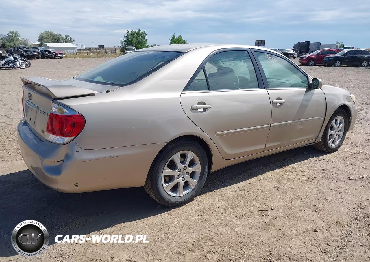 2005 Toyota Camry Xle V6 VIN:4T1BF30K65U591716 - 4