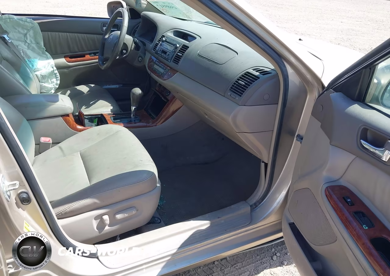 2005 Toyota Camry Xle V6 VIN:4T1BF30K65U591716 - 5