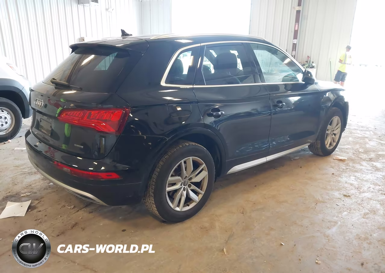 2020 Audi Q5 Premium 45 Tfsi Quattro S Tronic VIN:WA1ANAFY6L2001990 - 4