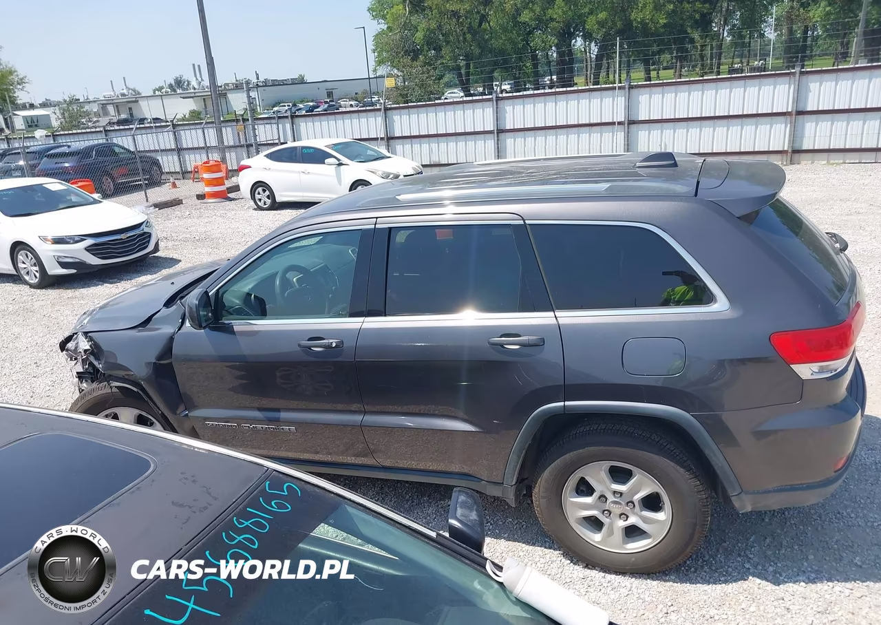 2017 Jeep Grand Cherokee Laredo VIN:1C4RJEAG3HC903394 - 15